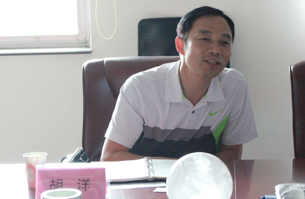 促進(jìn)醫(yī)療旅游發(fā)展,貴州健康產(chǎn)業(yè)欲翻開新篇章---- 貴州省黔西南州副州長胡洋一行來我公司考察