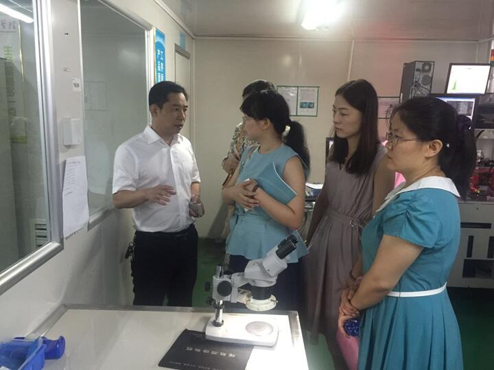 “湘軍故里,鋼鐵新城”我院助力婁底市開(kāi)啟創(chuàng)新發(fā)展新篇章